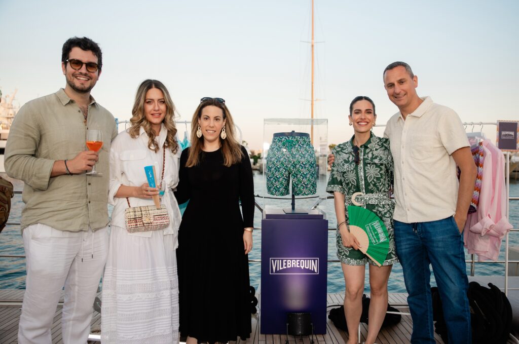 Mary Katrantzou x Vilebrequin: Η limited-edition παρουσιάστηκε εν πλω στην Astir Marina Βουλιαγμένης