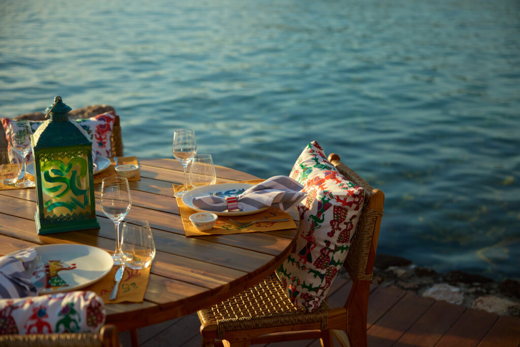 Το Four Seasons Astir Palace Hotel Athens παρουσιάζει τη νέα εμπειρία της Zolotas Beach